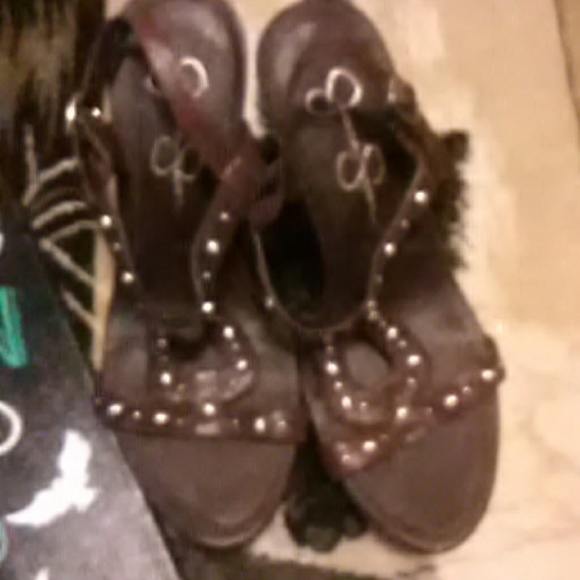 Jessica Simpsons - Picture 2 of 5